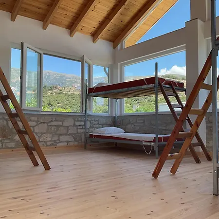 Himara Hostel * Himarë