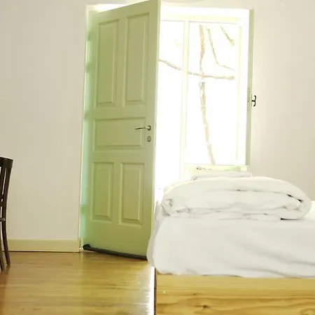 Hostal Himara Hostel