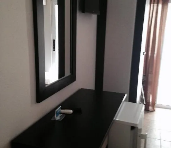 Himara Hostel Hostel *