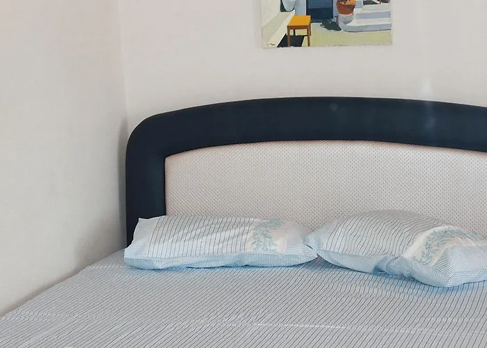 Himara Hostel Vandrarhem Himare