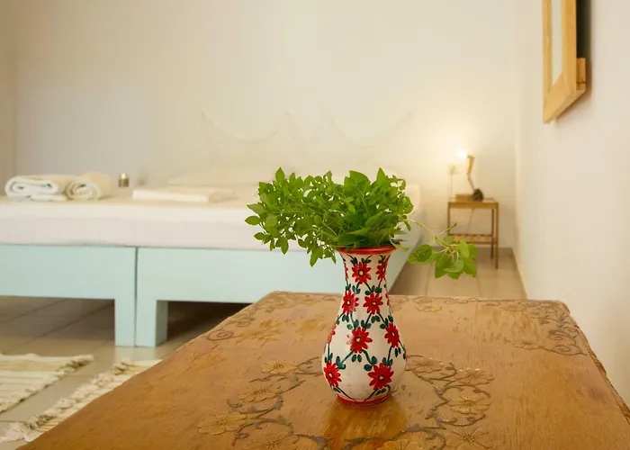 Himara Hostel * Himare