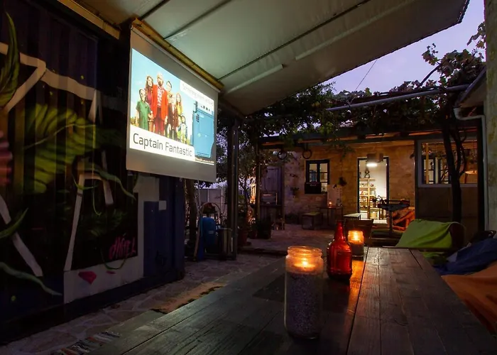 Himara Hostel Vandrarhem