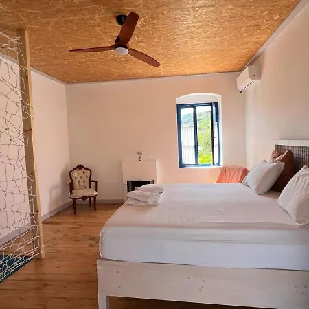 Hostel Himara Hostel *