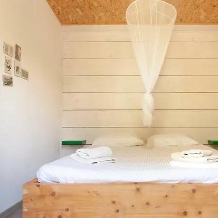 Himara Hostel * Χειμάρρα