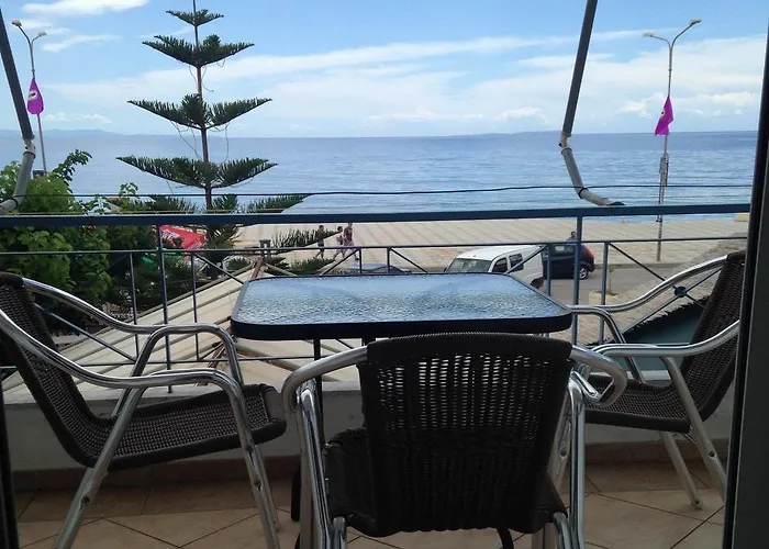 Himara Hostel Hostel *